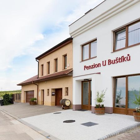Penzion U Bustiku Sardice Exteriör bild