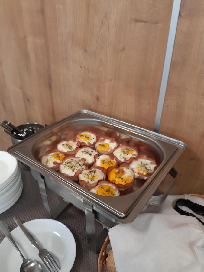 Penzion U Bustiku Sardice Exteriör bild